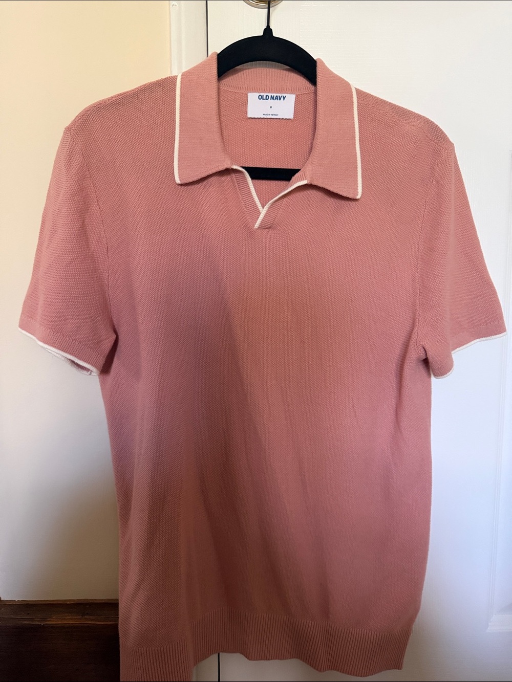 Old Navy Men’s Dusty Pink Short-Sleeve Polo with White Trim
